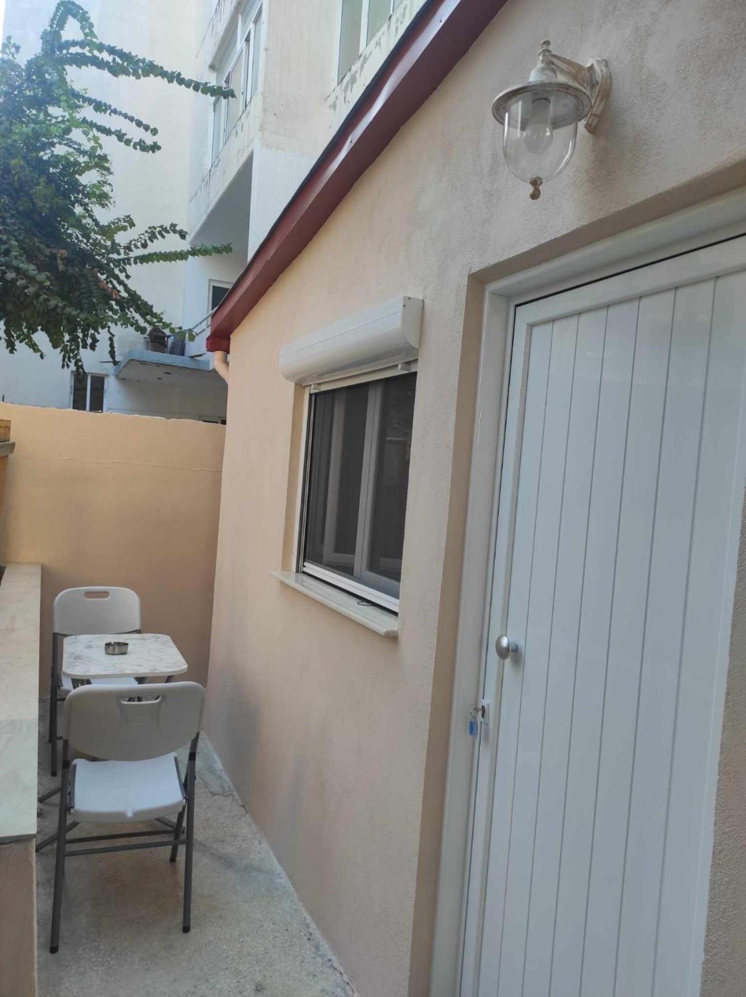 Light Blue Paralia Apartments Bagian luar foto