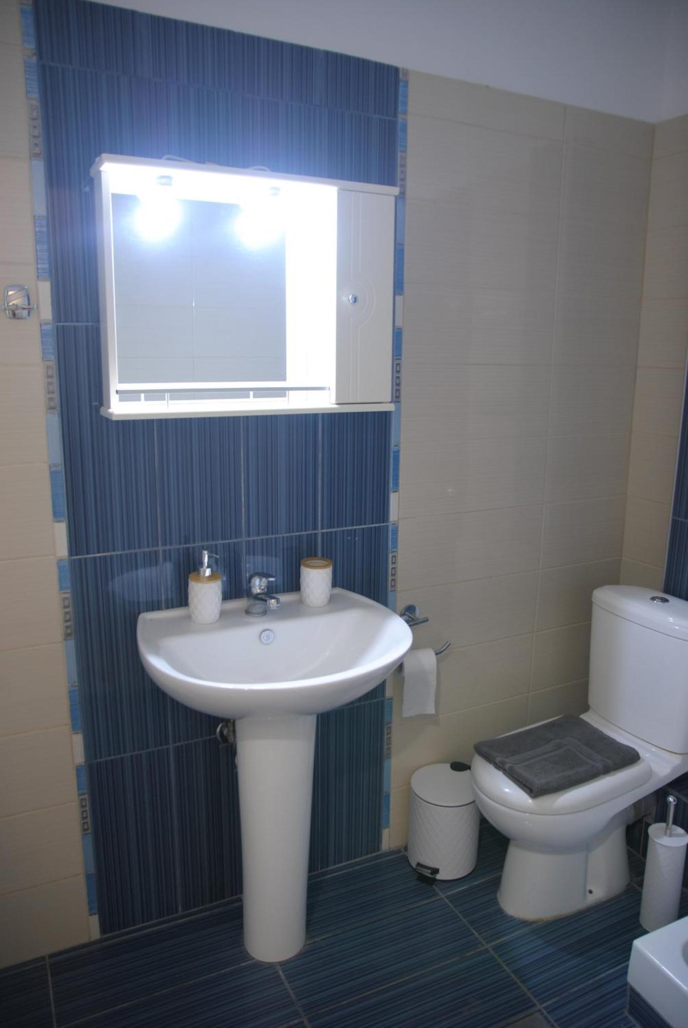 Light Blue Paralia Apartments Bagian luar foto