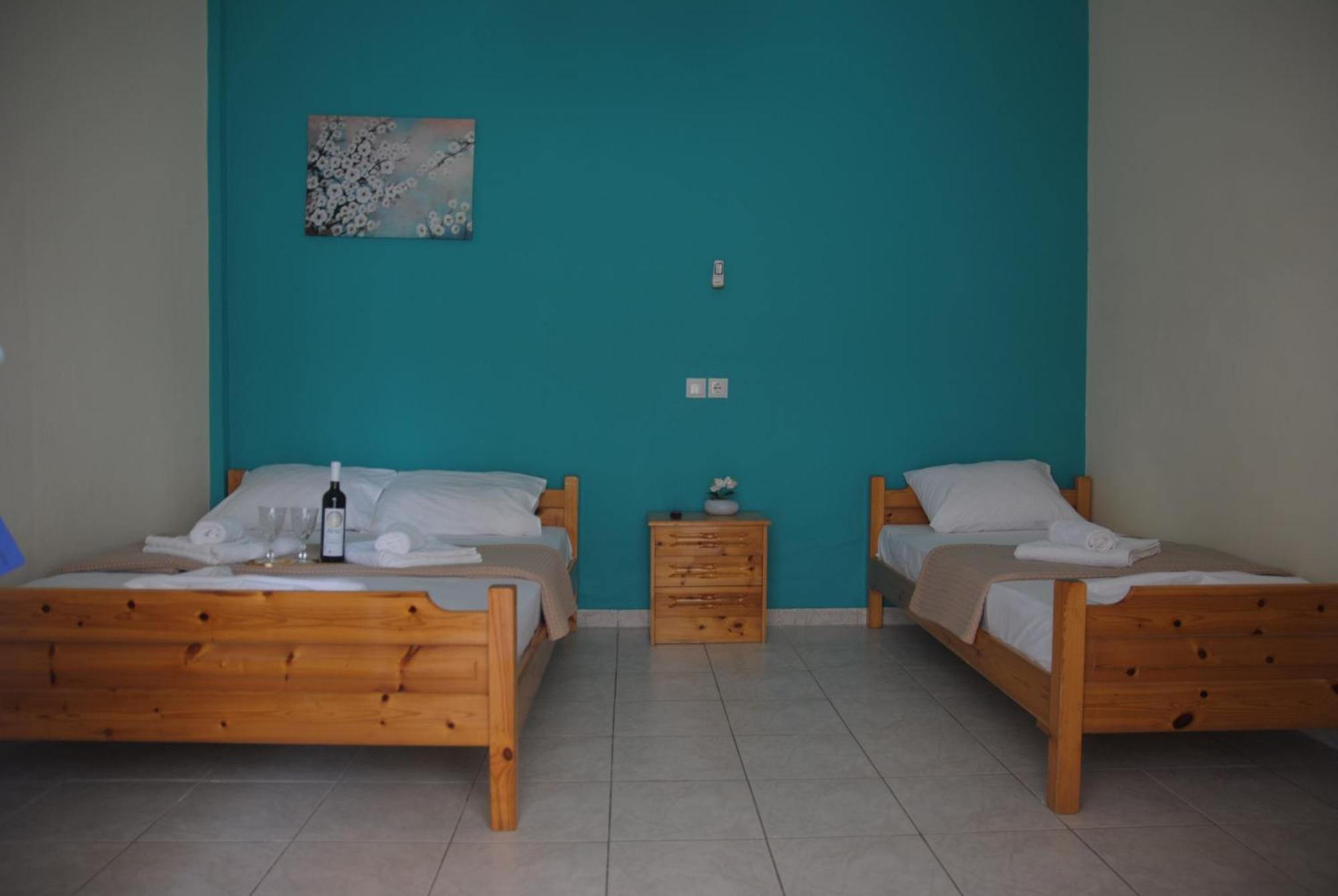Light Blue Paralia Apartments Bagian luar foto