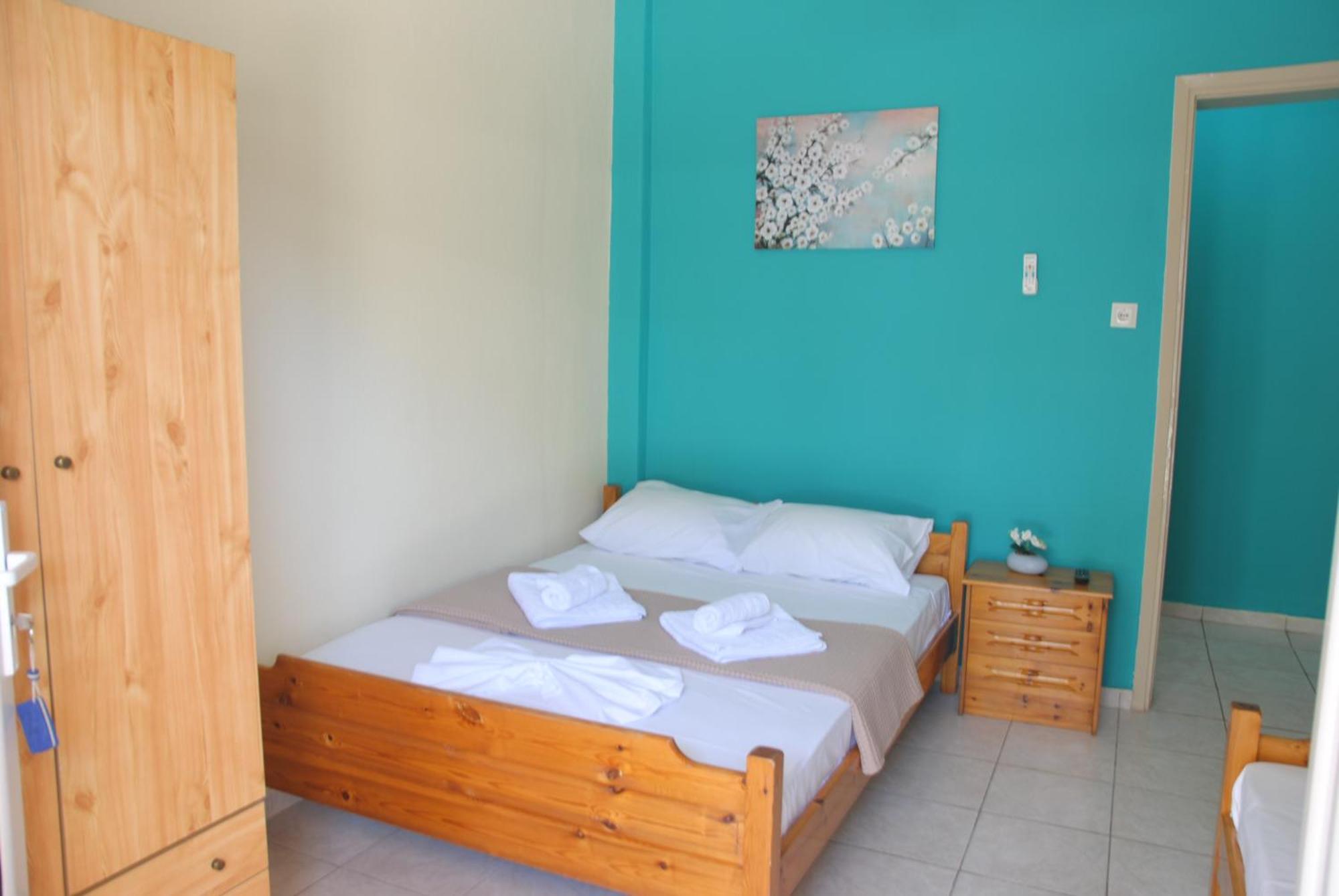 Light Blue Paralia Apartments Bagian luar foto