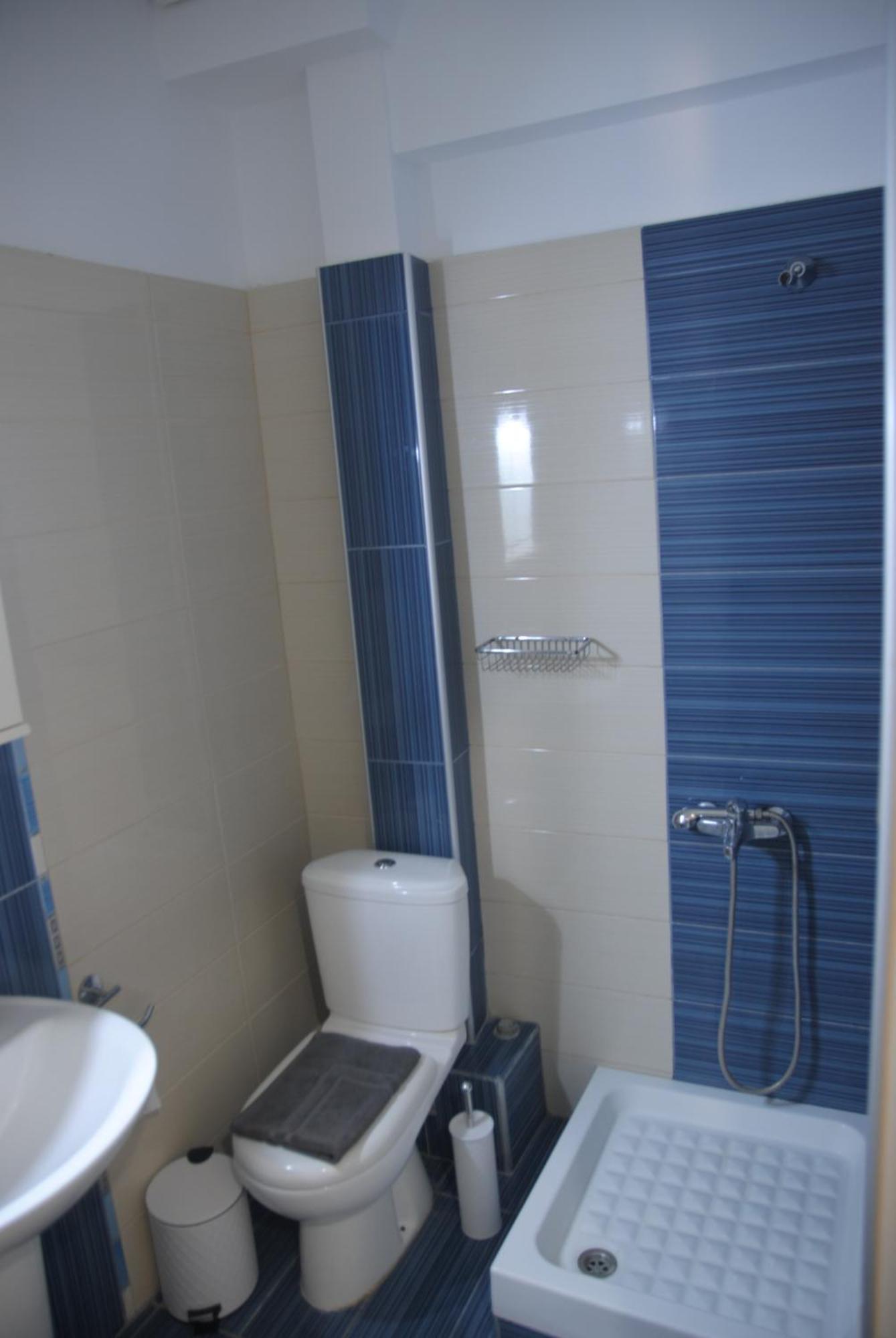 Light Blue Paralia Apartments Bagian luar foto