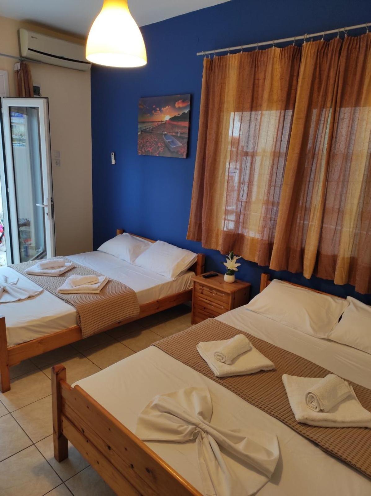 Light Blue Paralia Apartments Bagian luar foto